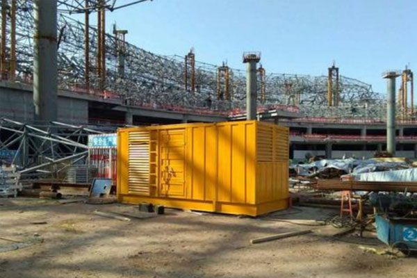 谯城发电机出租如何判断空气滤清器是否需要更换？